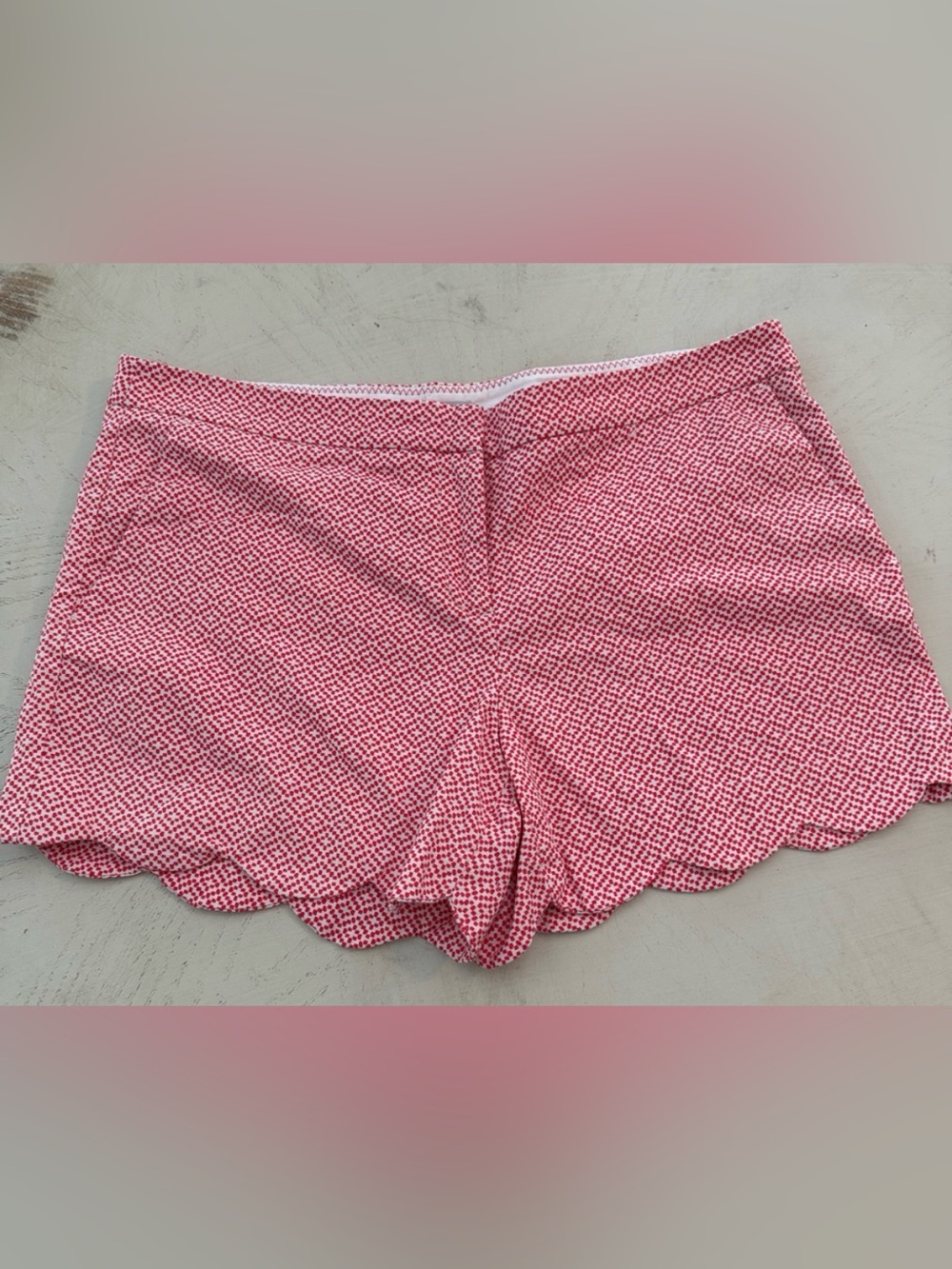 Paraphrase pink & white geo pattern scalloped shorts sz 12